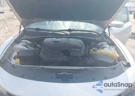 2020 Dodge Charger Sxt Awd z USA, uszkodzony, nr VIN 2C3CDXJGXLH122892